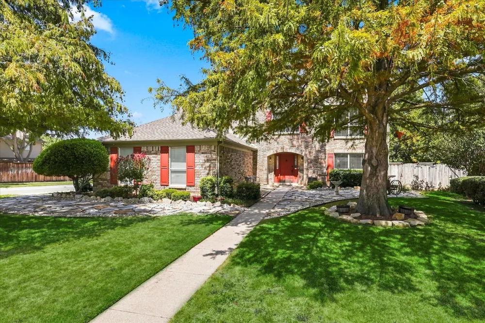 1636 Fuqua Drive Flower Mound, TX 75028
