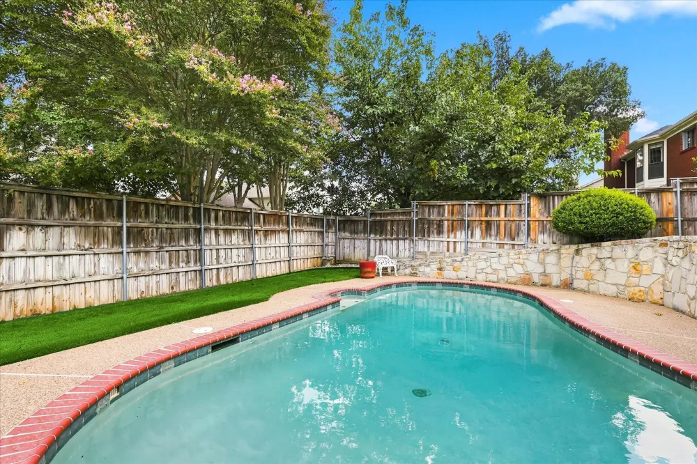 1636 Fuqua Drive Flower Mound, TX 75028