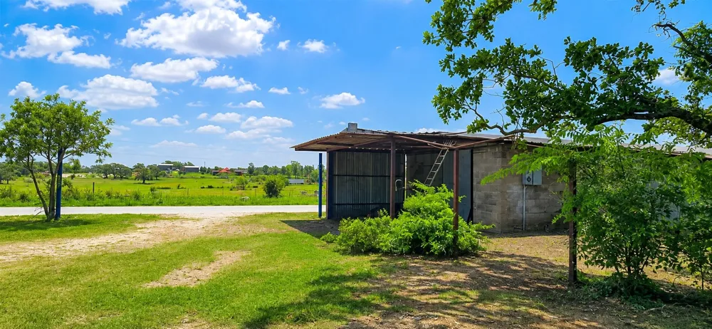 247 Rhoades Lane Springtown, TX 76082