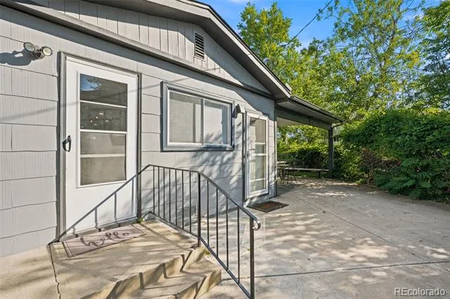 5820 Rose Lane Commerce City, CO 80022