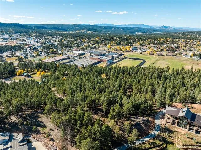 270 Thunder Ridge Drive Woodland Park, CO 80863