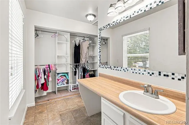 2651 S Xanadu Way #C Aurora, CO 80014