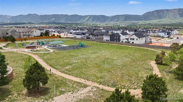 1359 Villa Grove Monument, CO 80132