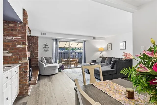 3536 S Ivanhoe Street Denver, CO 80237