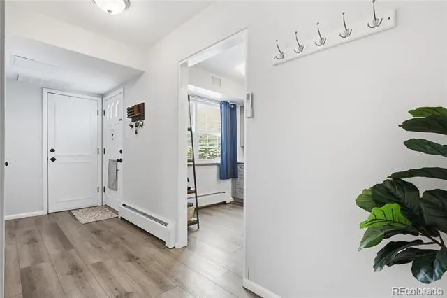 3536 S Ivanhoe Street Denver, CO 80237