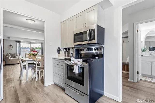 3536 S Ivanhoe Street Denver, CO 80237
