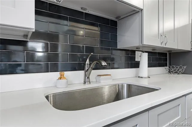 3536 S Ivanhoe Street Denver, CO 80237