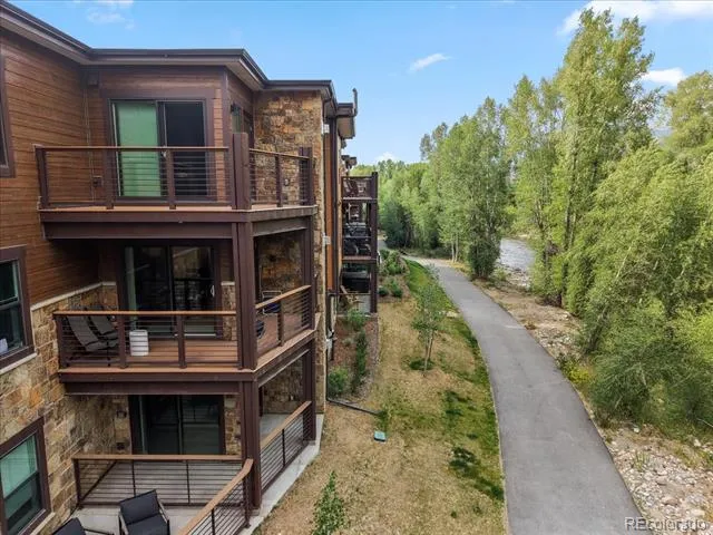 1044 Blue River Parkway #C207 Silverthorne, CO 80498