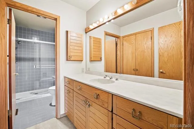 1625 E Layton Drive Englewood, CO 80113