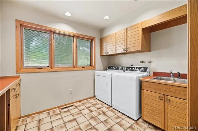 1625 E Layton Drive Englewood, CO 80113