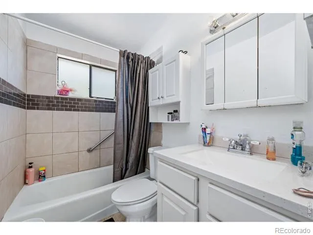 2413 W 27th Street #6 Greeley, CO 80634