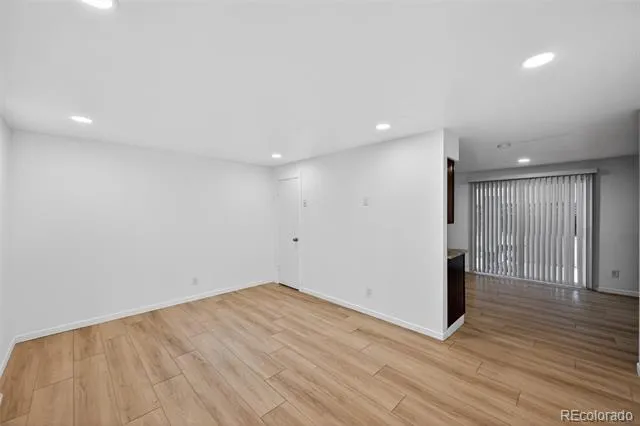 941 S Ironton Street Aurora, CO 80012