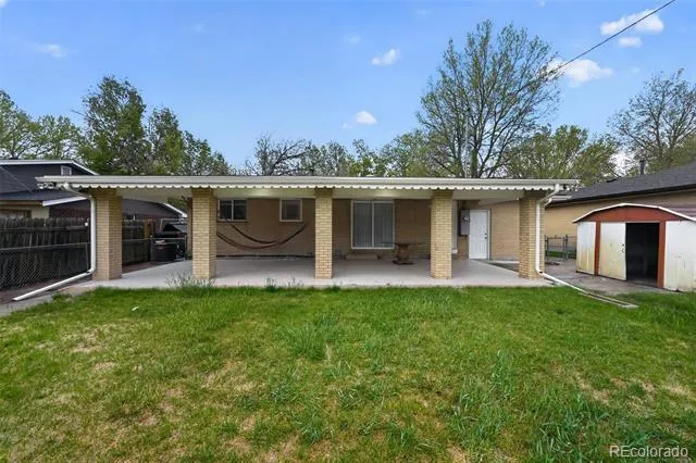 941 S Ironton Street Aurora, CO 80012