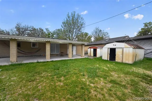 941 S Ironton Street Aurora, CO 80012