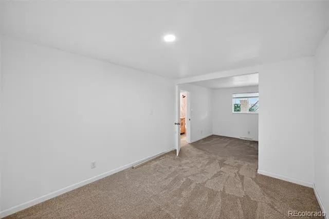 941 S Ironton Street Aurora, CO 80012
