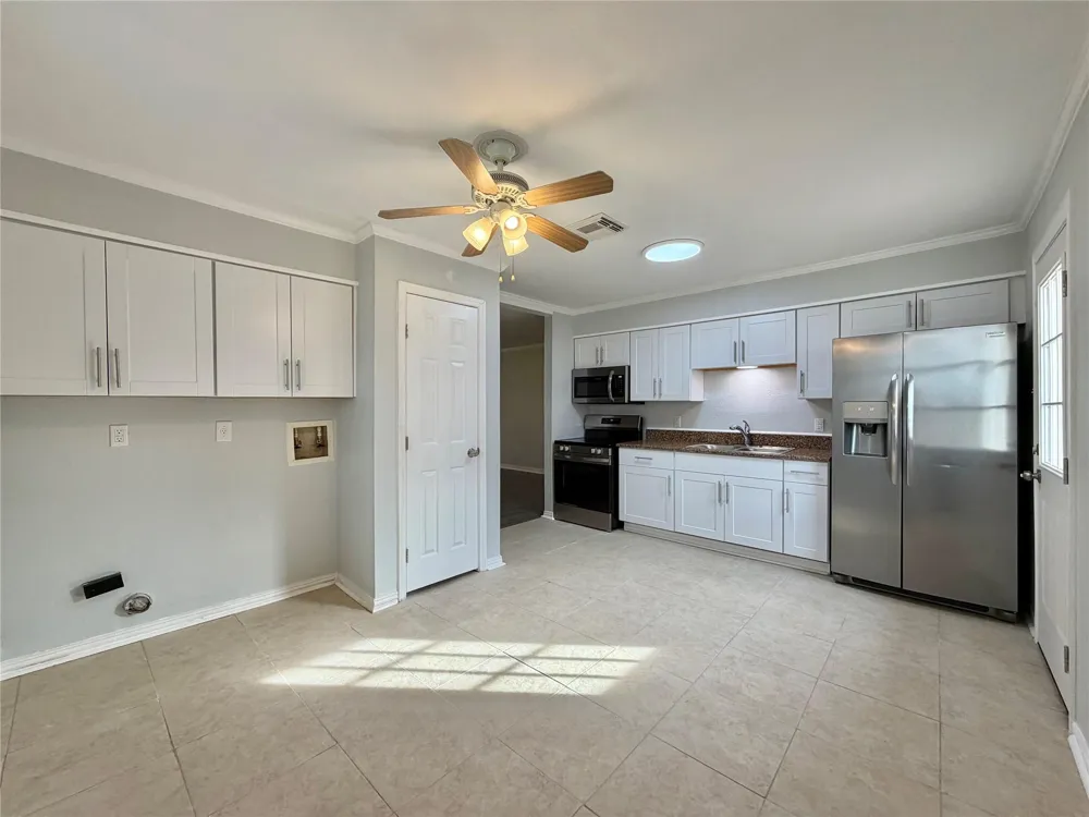 1405 Avenue M Freeport, TX 77541