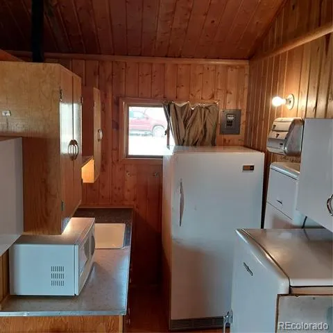 716 Doe Street Hartsel, CO 80449