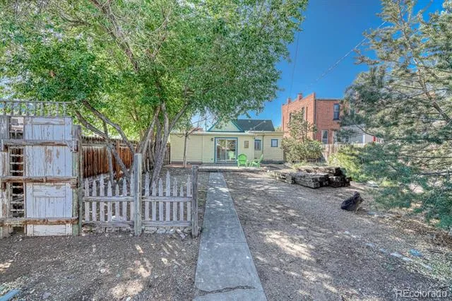 332 F STREET Salida, CO 81201