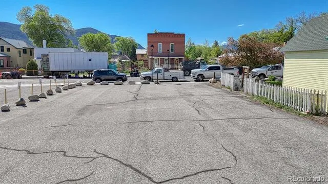 332 F STREET Salida, CO 81201