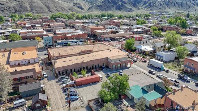 332 F STREET Salida, CO 81201