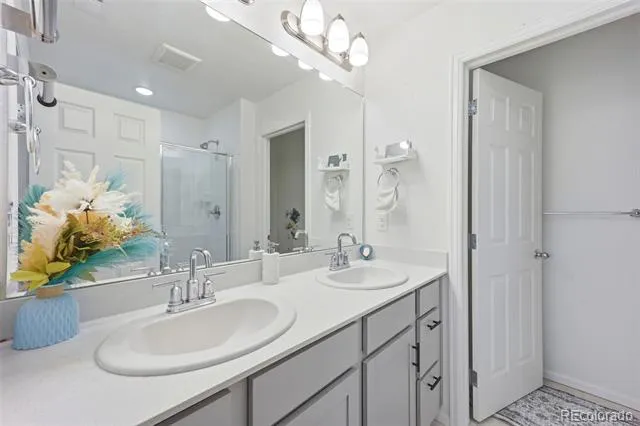 16535 E Alameda Parkway Aurora, CO 80017