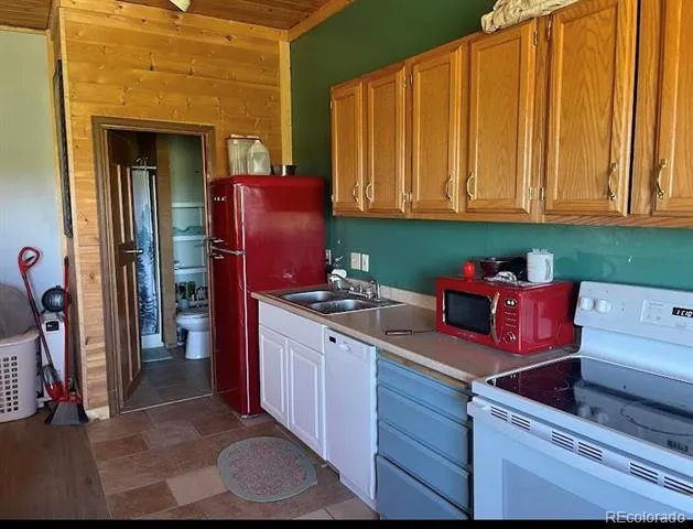 6050 Mountain Shadow View Colorado Springs, CO 80908