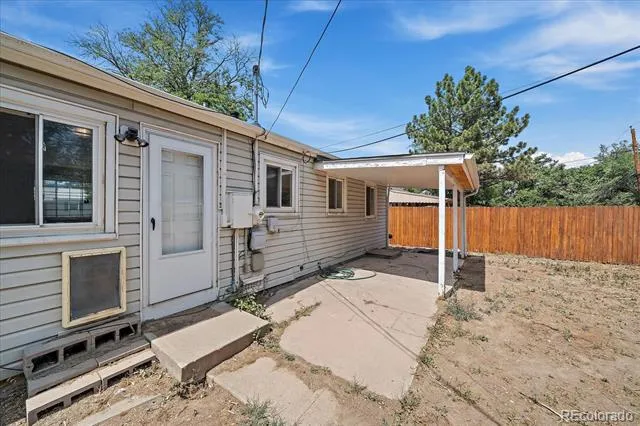 750 Kenton Street Aurora, CO 80010