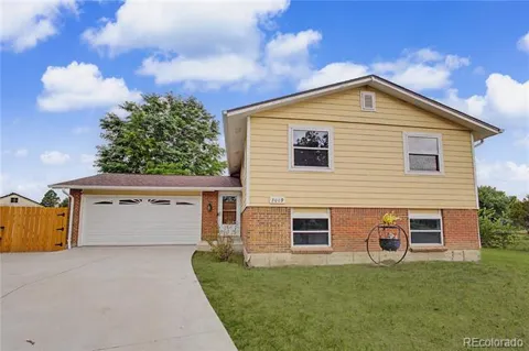 3009 S Dayton Court