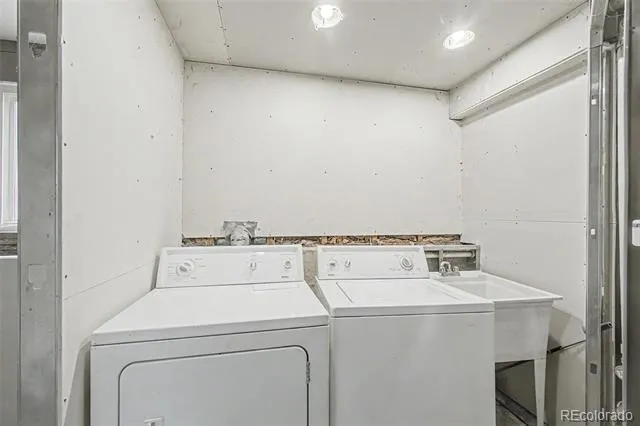 3009 S Dayton Court Denver, CO 80231