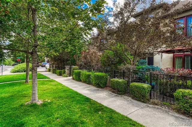 117 Jackson Street Denver, CO 80206
