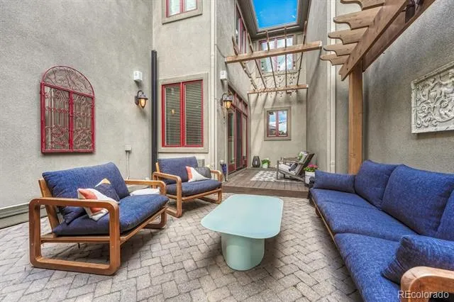 117 Jackson Street Denver, CO 80206