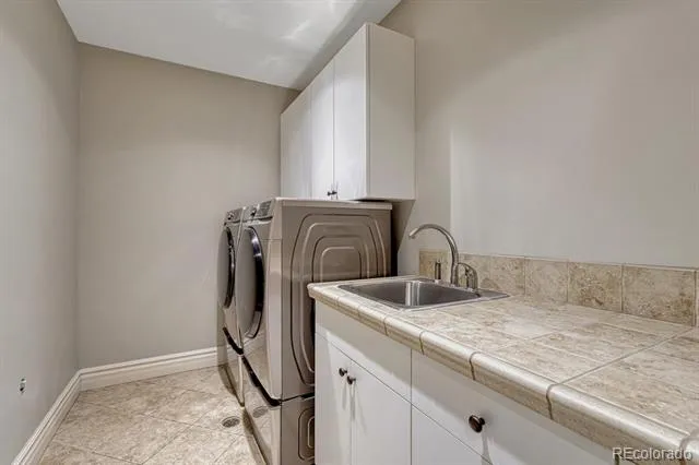 117 Jackson Street Denver, CO 80206