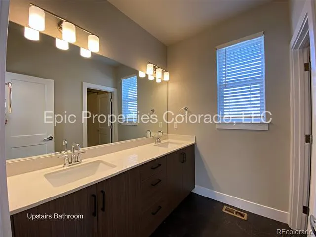 6012 Netherland Court Aurora, CO 80019