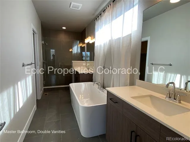 6012 Netherland Court Aurora, CO 80019