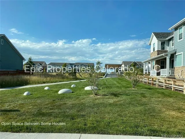 6012 Netherland Court Aurora, CO 80019