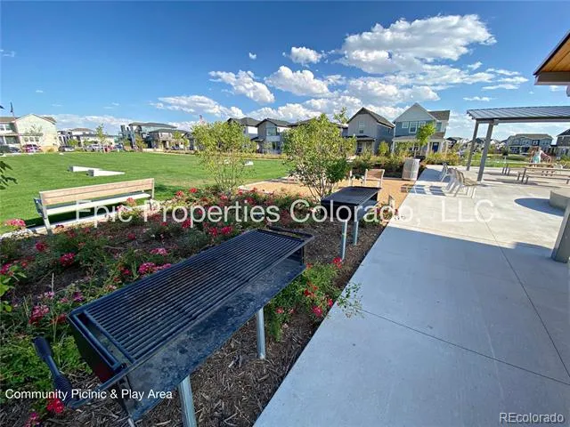 6012 Netherland Court Aurora, CO 80019