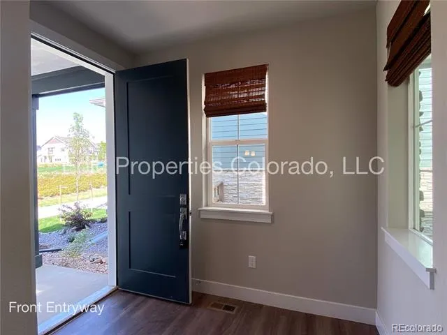 6012 Netherland Court Aurora, CO 80019