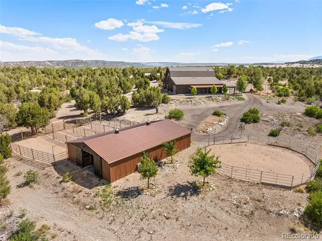 7445 Pinon Heights Pueblo, CO 81004