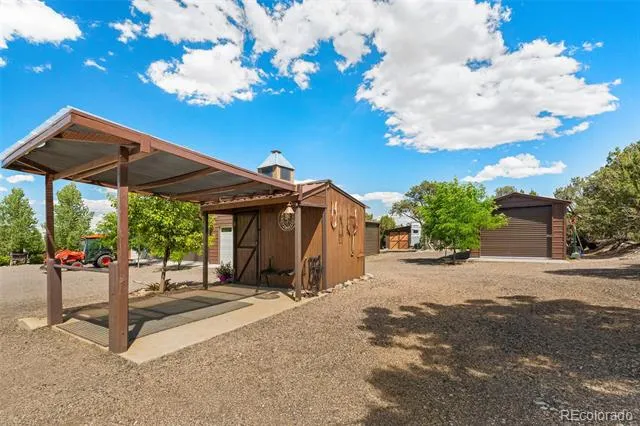 7445 Pinon Heights Pueblo, CO 81004