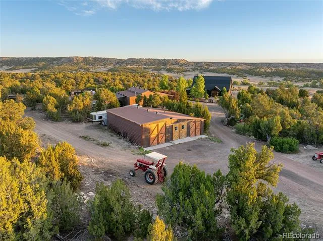 7445 Pinon Heights Pueblo, CO 81004