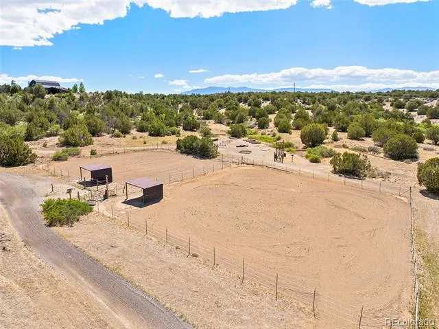 7445 Pinon Heights Pueblo, CO 81004
