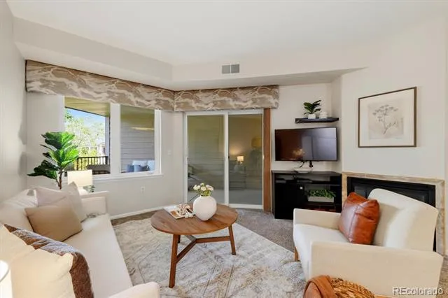 2896 W Riverwalk Circle #A 309 Littleton, CO 80123