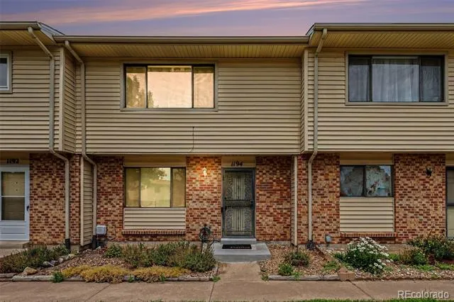1194 S Troy Street Aurora, CO 80012