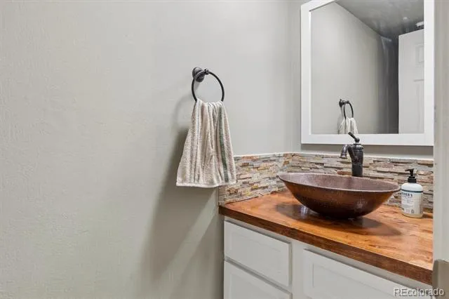 16130 E Rice Place #B Aurora, CO 80015