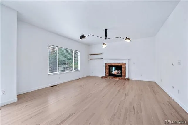 6048 S Walden Court Aurora, CO 80016