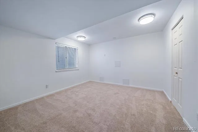 6048 S Walden Court Aurora, CO 80016