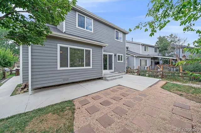 6048 S Walden Court Aurora, CO 80016