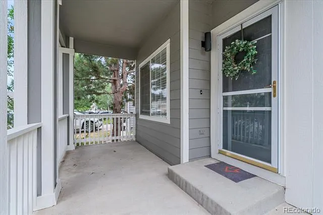 6048 S Walden Court Aurora, CO 80016