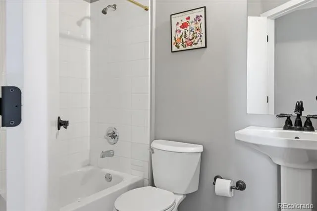 1050 Cherokee Street #304 Denver, CO 80204