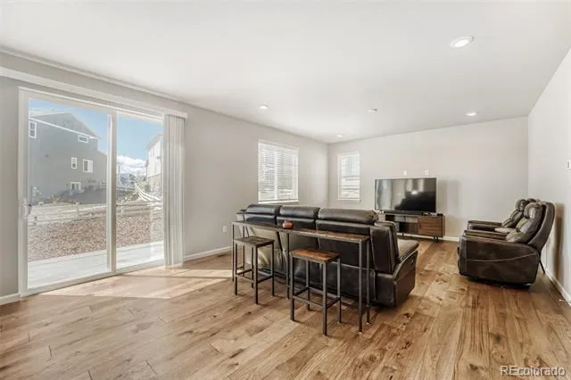 27942 E Glasgow Place Aurora, CO 80016